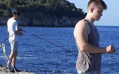 STARIJI JUNIORI DELFINA NA MEĐUŽUPANIJSKOM NATJECANJU U RIJECI